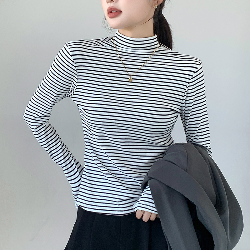 Classic Striped Women Mock Nec - огляд і ціна Base Layer Top